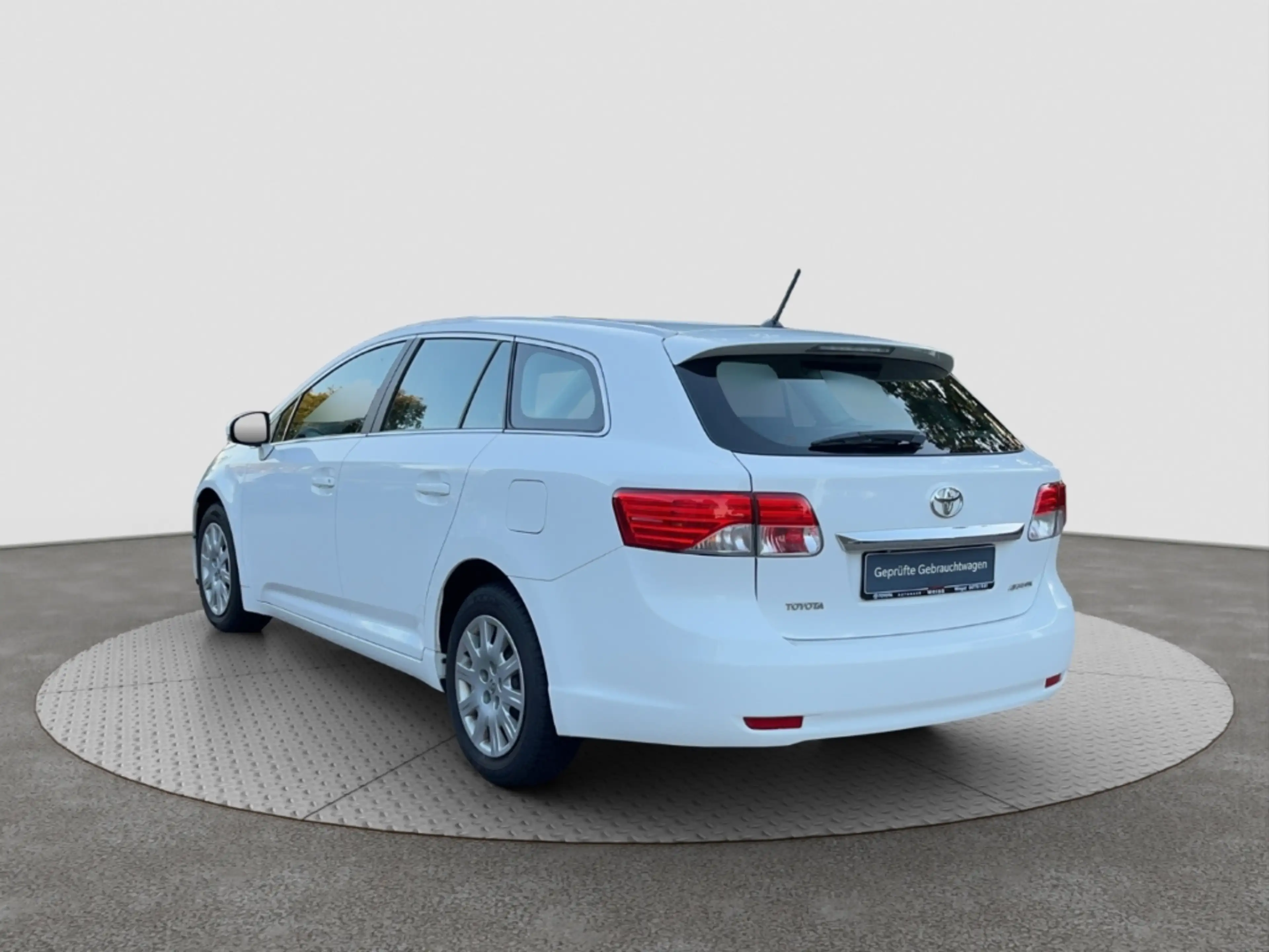 Toyota Avensis 2.0 Kombi Edition — photo 4