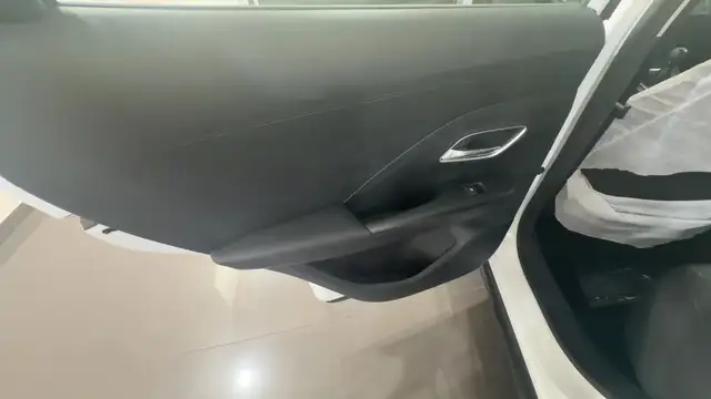 MG MG ZS view 13