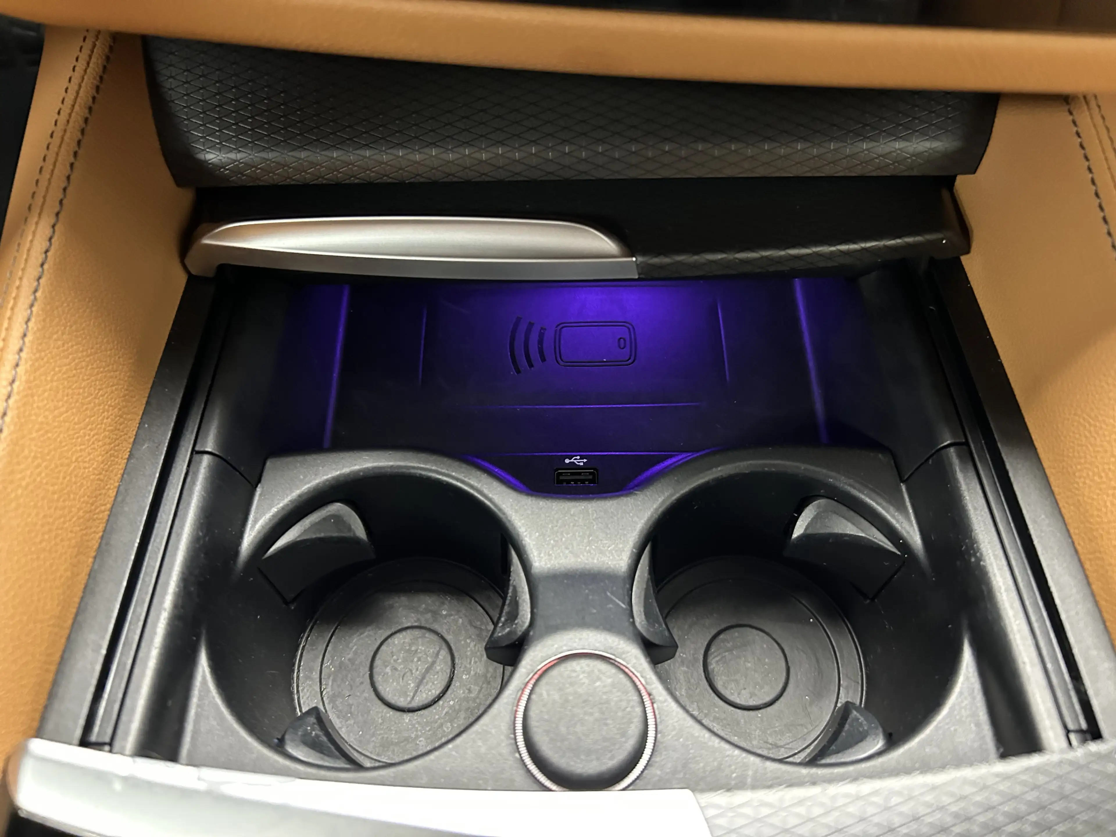 BMW 530 e xDrive Limousine — photo 24