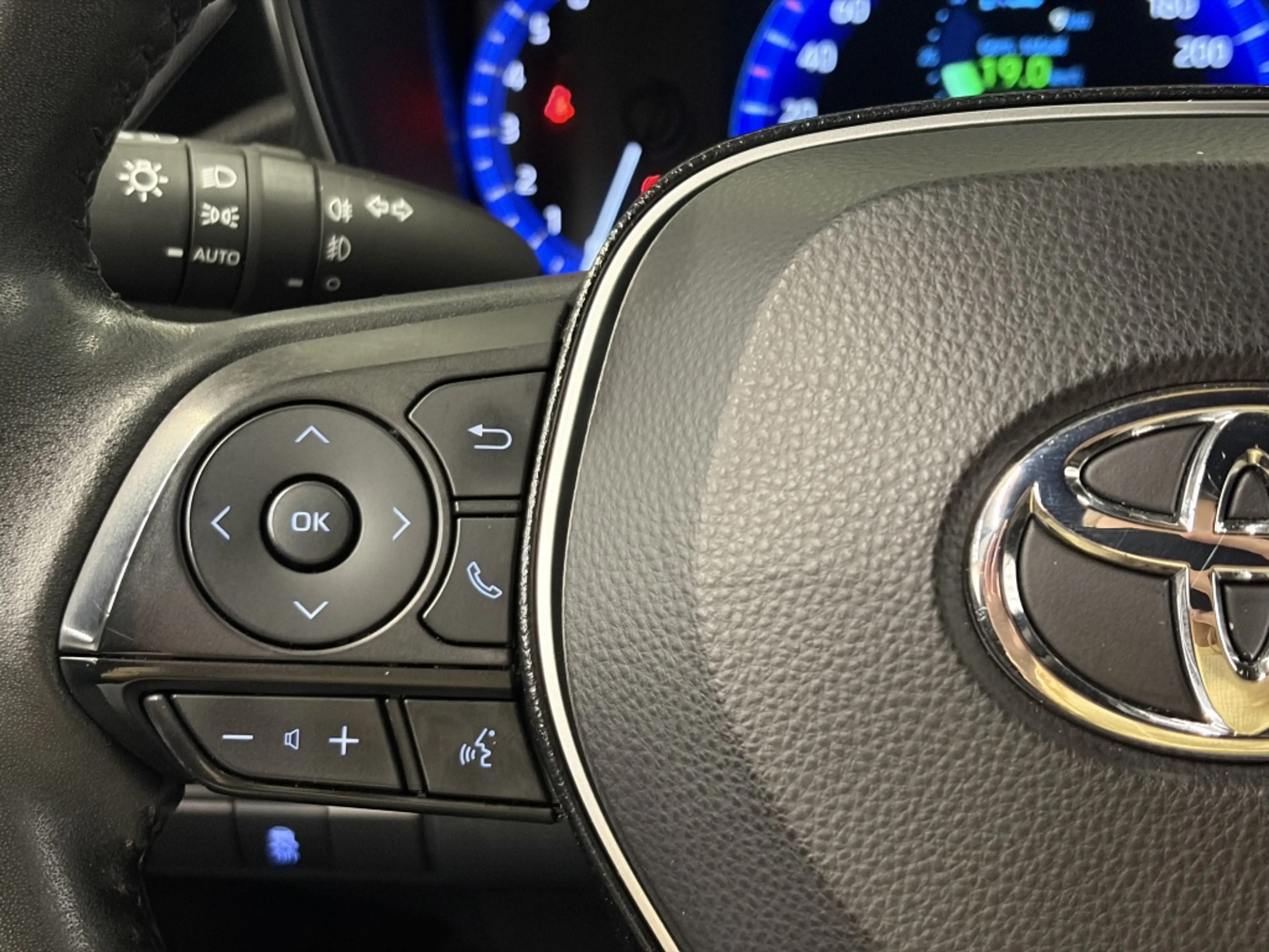 Toyota Corolla Touring Sports 1.8 Hybrid Dynamic — photo 26