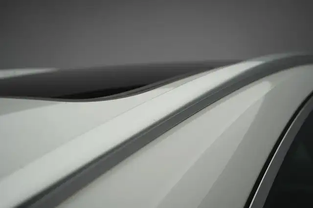 Audi Q5 view 14