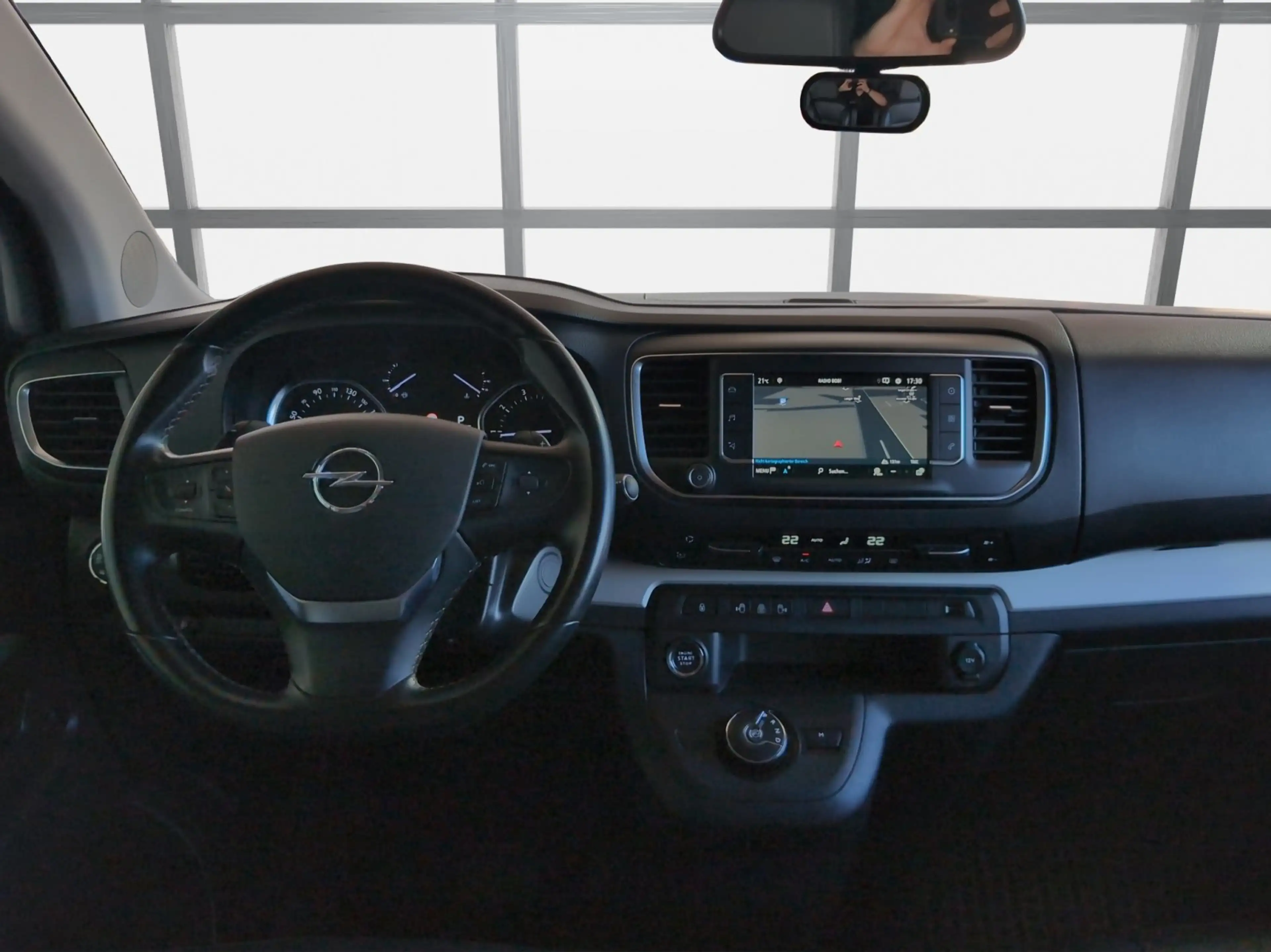 Opel Zafira Life Tourer L2 2.0D /Pano/ACC/StHzg/Massage/el.Tür — photo 7