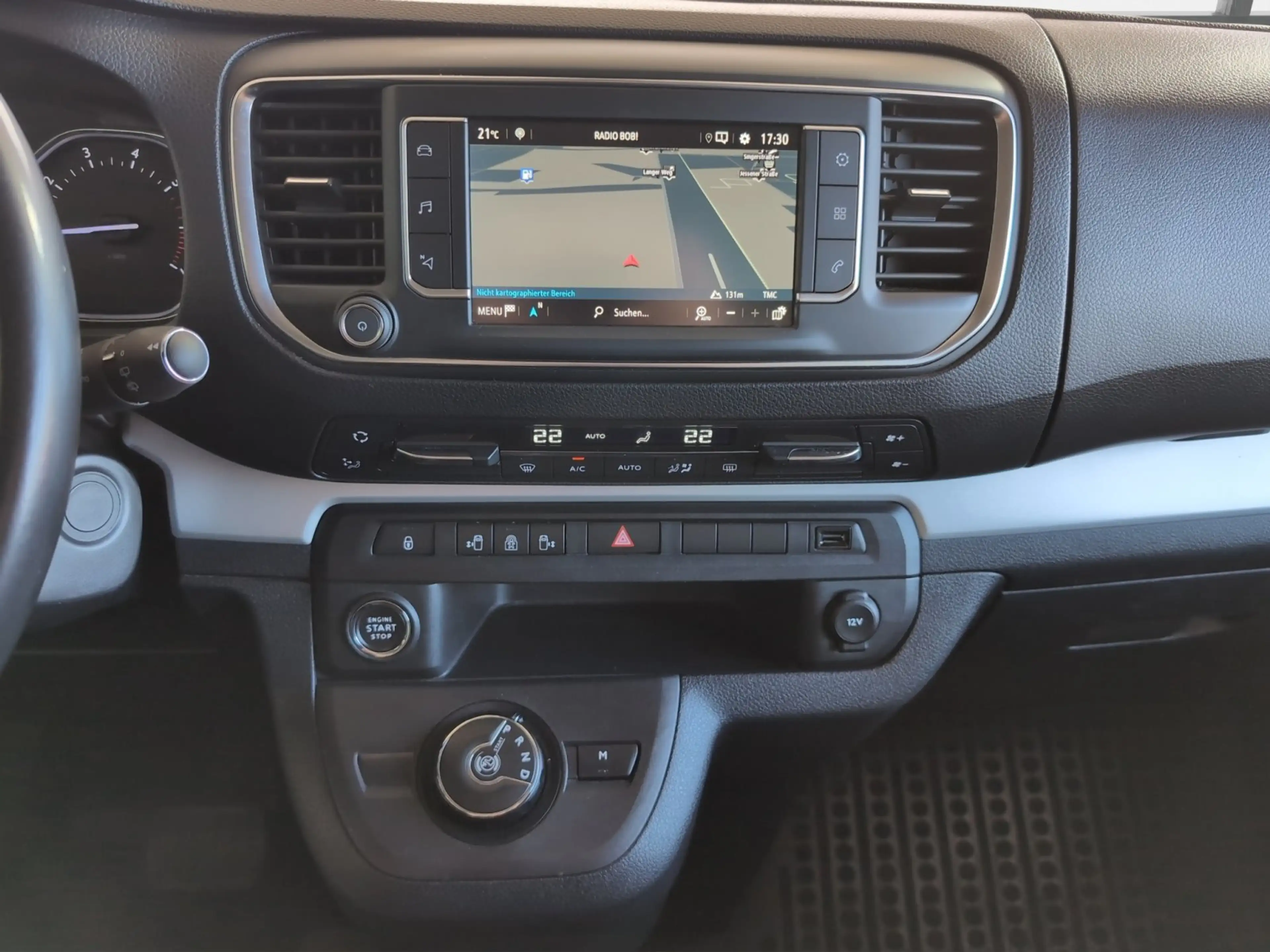Opel Zafira Life Tourer L2 2.0D /Pano/ACC/StHzg/Massage/el.Tür — photo 8