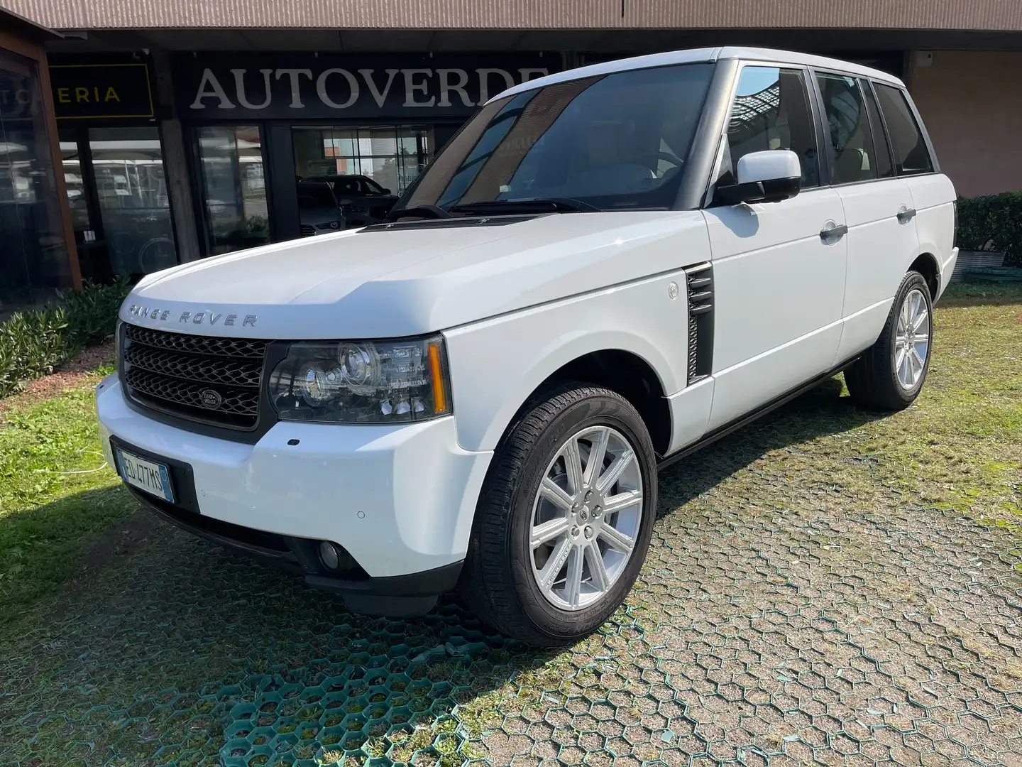 Land Rover Range Rover 4.4 TDV8 Vogue auto Bianco - 1