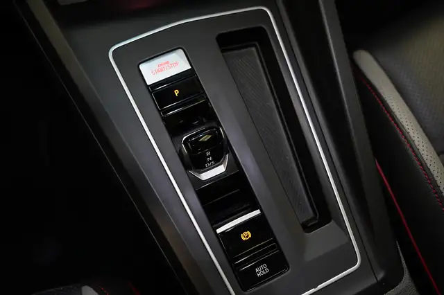 Volkswagen Golf view 15
