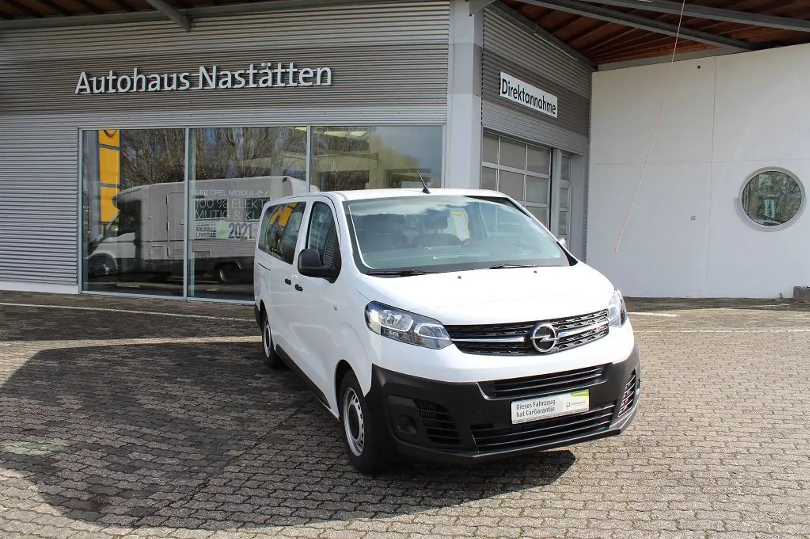 Opel Vivaro 1.5 D L Weiß - 1