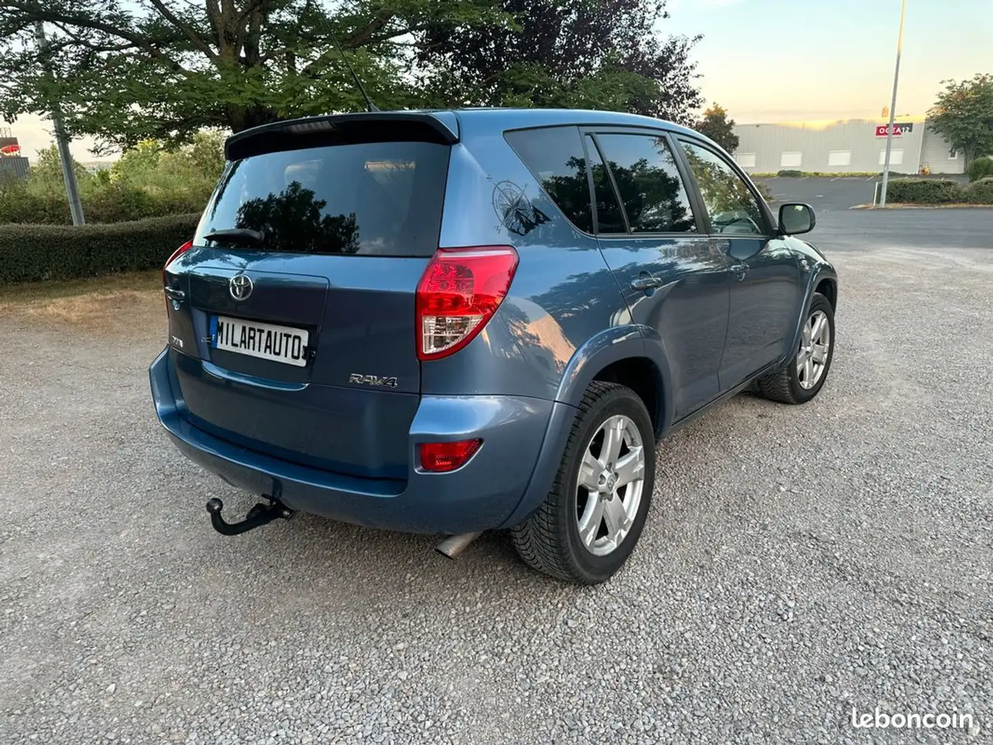 Toyota RAV 4 RAV 4 2.2 D-CAT 4X4 Très Bon Etat... Blau - 2