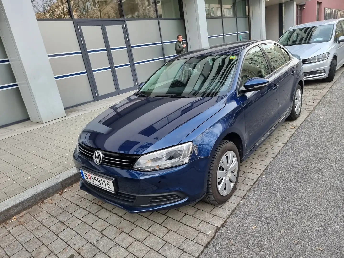 Volkswagen Jetta Comfortline 1,6 TDI DPF - 1