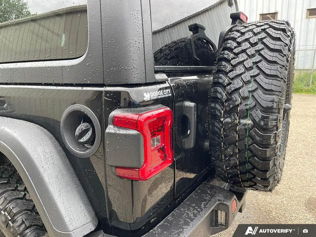 Jeep Wrangler photo Jeep Wrangler