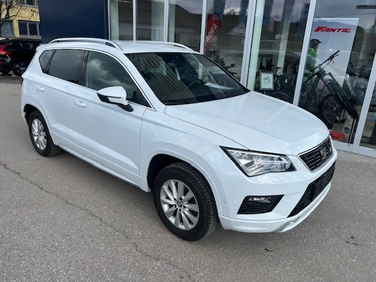 SEAT Ateca FR 4Drive Weiß - 1