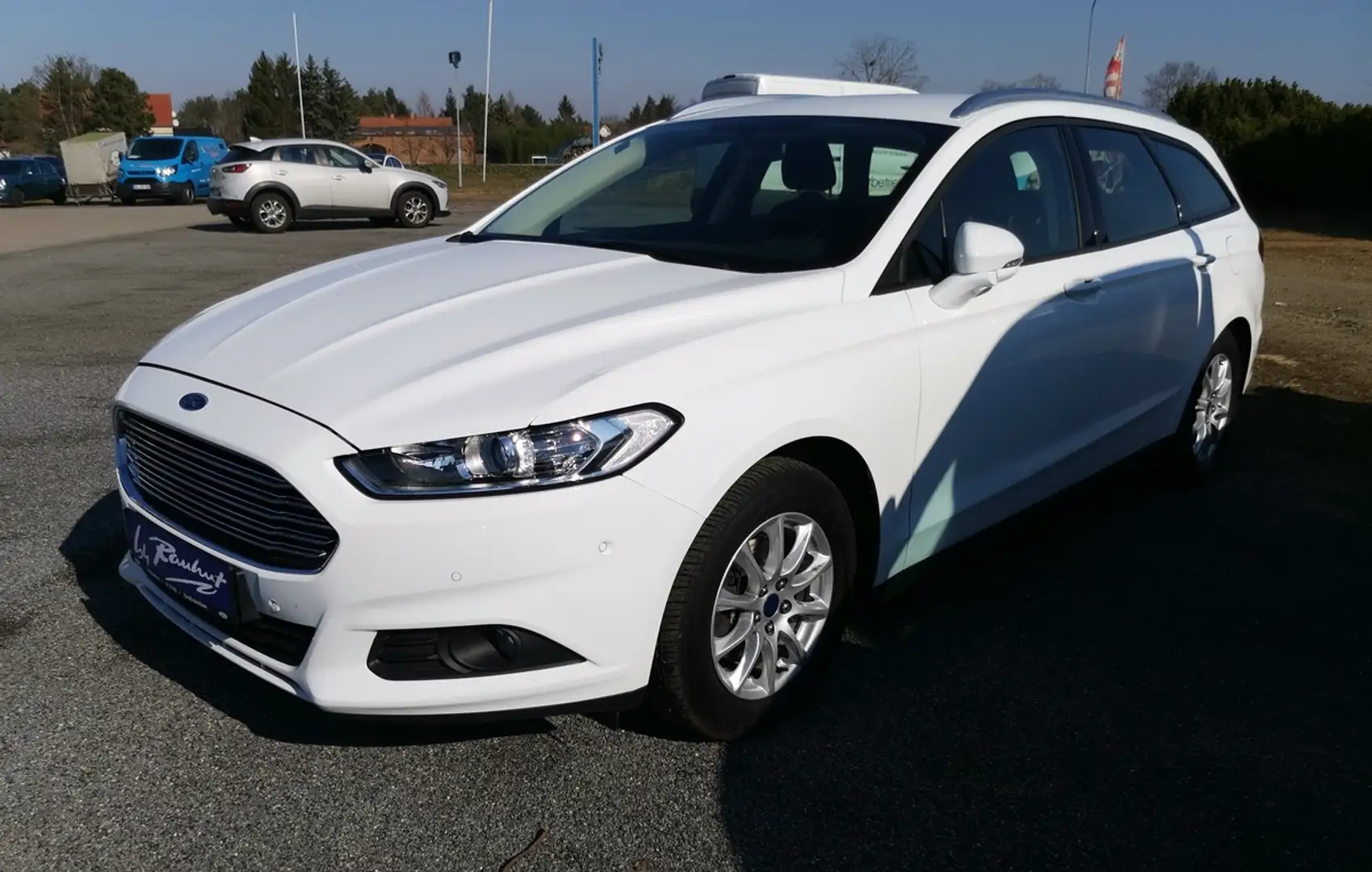 Ford Mondeo Weiß - 2