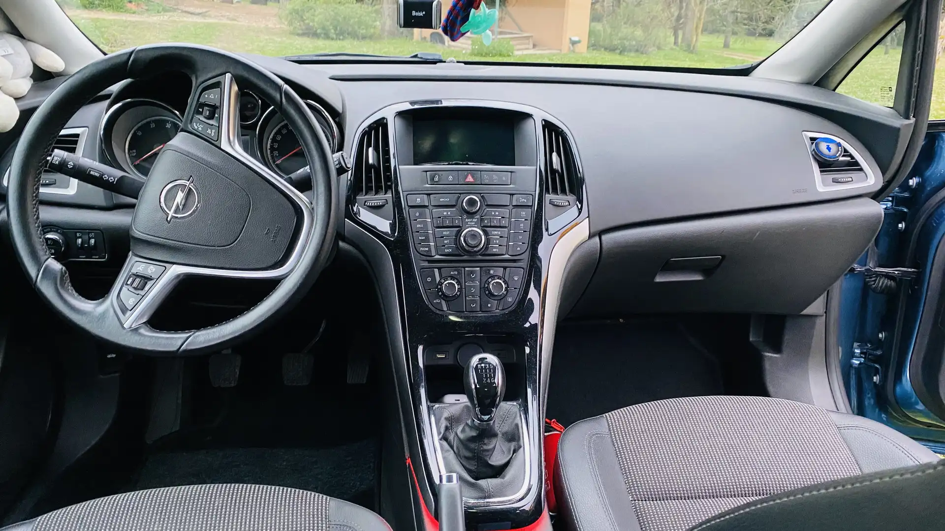 Opel Astra 1.6 CDTi ecoFLEX Essentia Start&Stop - 2