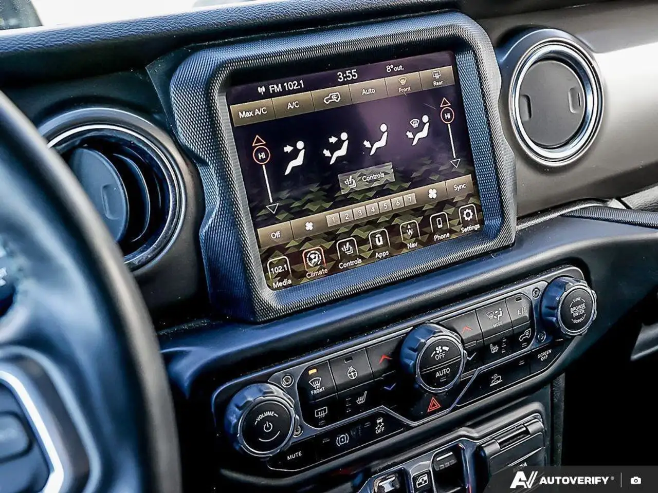 Jeep Wrangler снимка Jeep Wrangler
