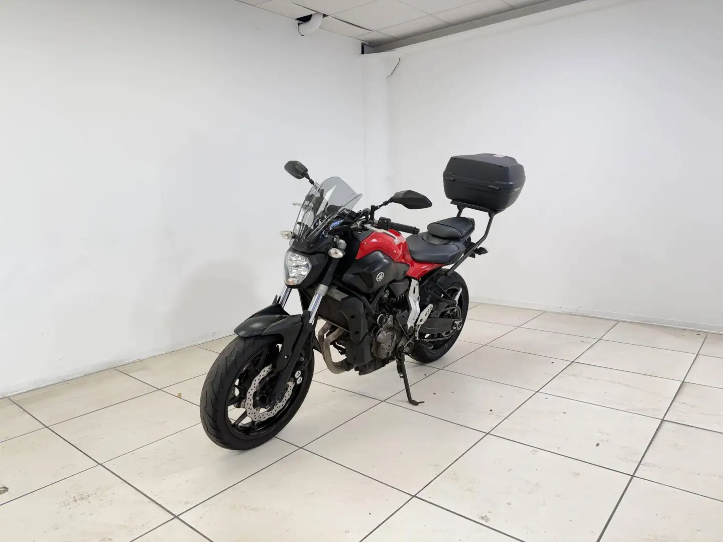 Yamaha MT-07 Rosso - 2