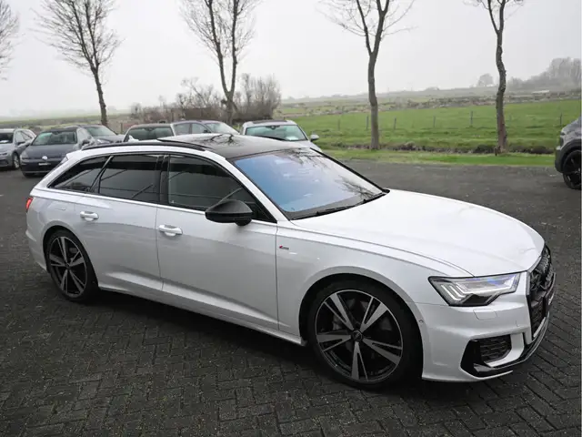 Audi A6 view 6