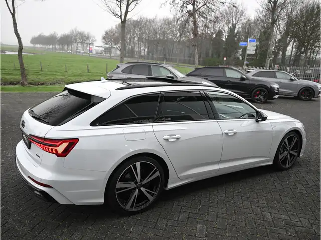 Audi A6 view 7
