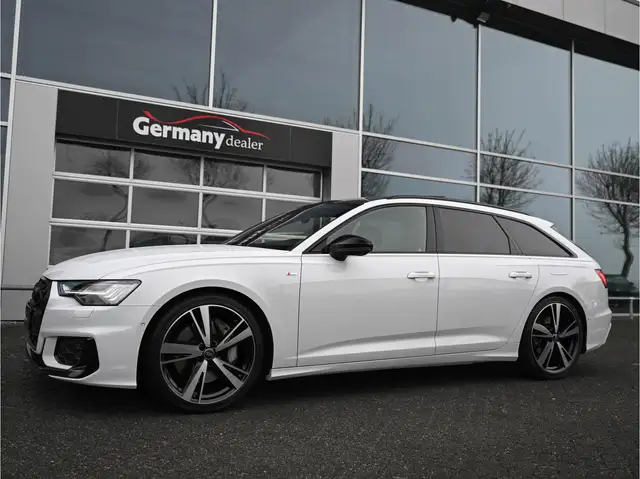 Audi A6 view 14