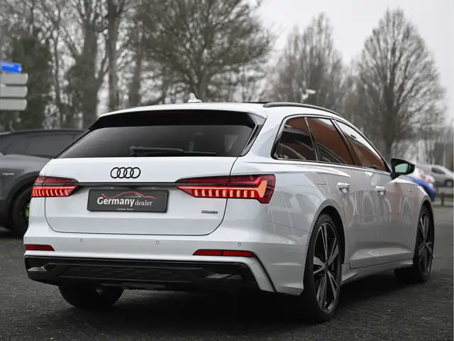 Audi A6 view 13