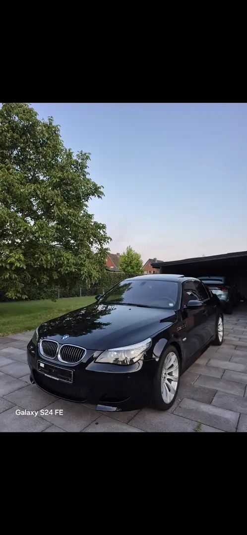 BMW M5 BMW M5 E60  FACELIFT Noir - 2