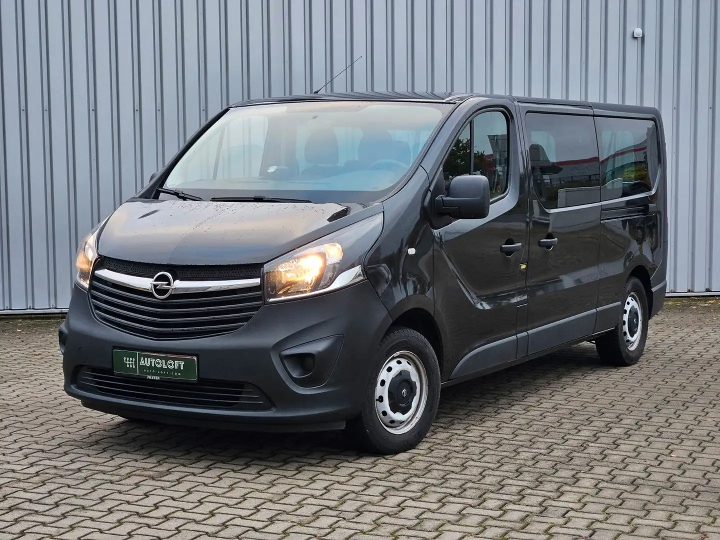 Opel Vivaro B L2H1 2,9t lang#9-Sitz#AHK#2xKlima#2xTür Schwarz - 1