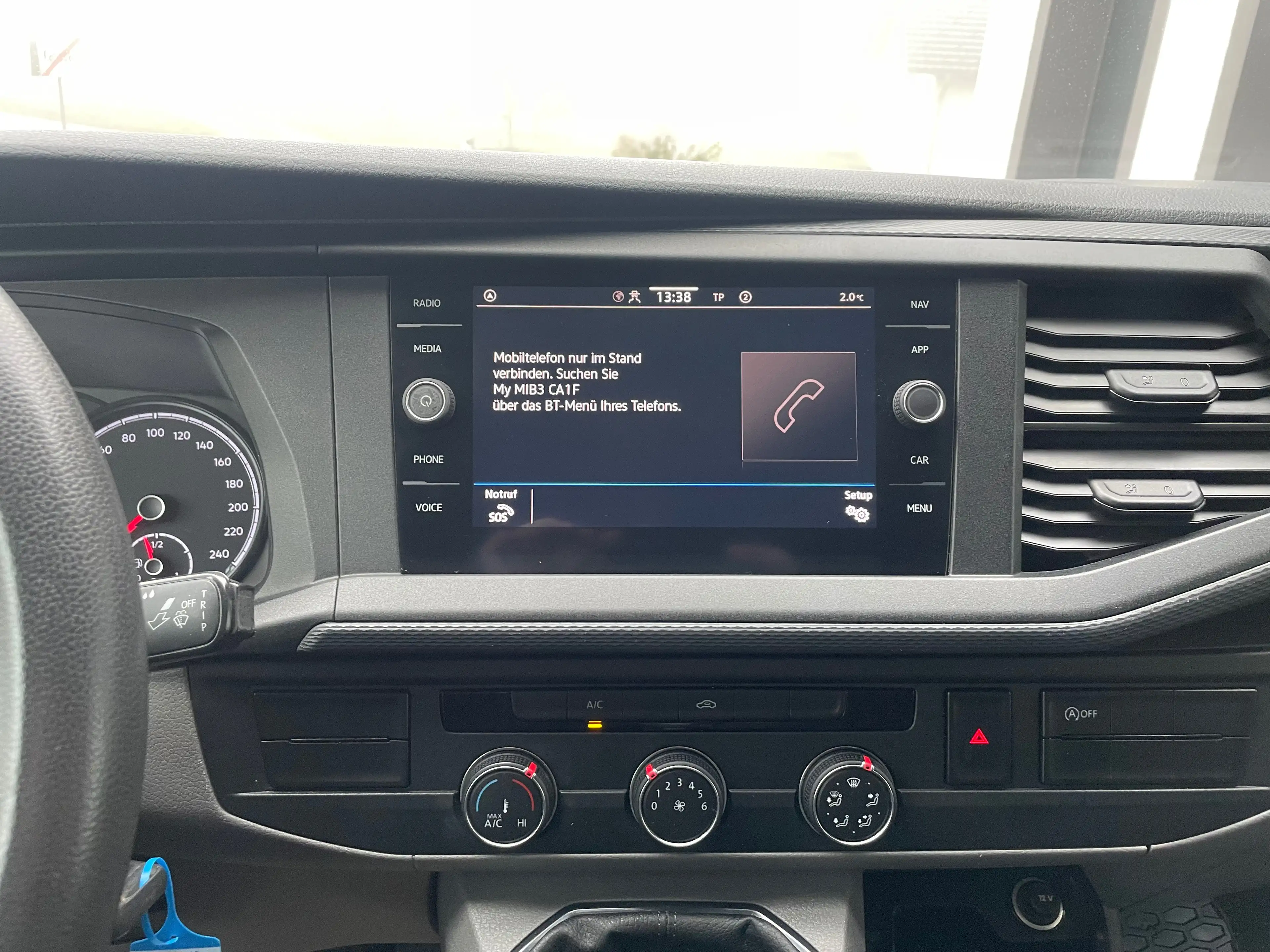 Volkswagen T6.1 Transporter 2,0 TDI *APP*NAVI*KLIMA* — photo 14
