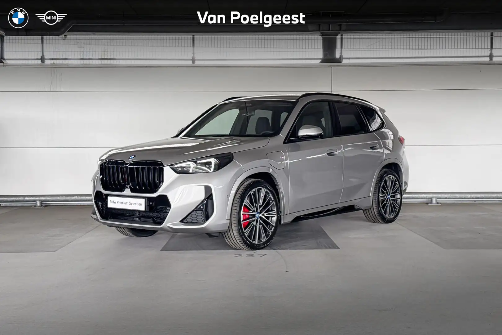 BMW X1 xDrive25e Grijs - 1