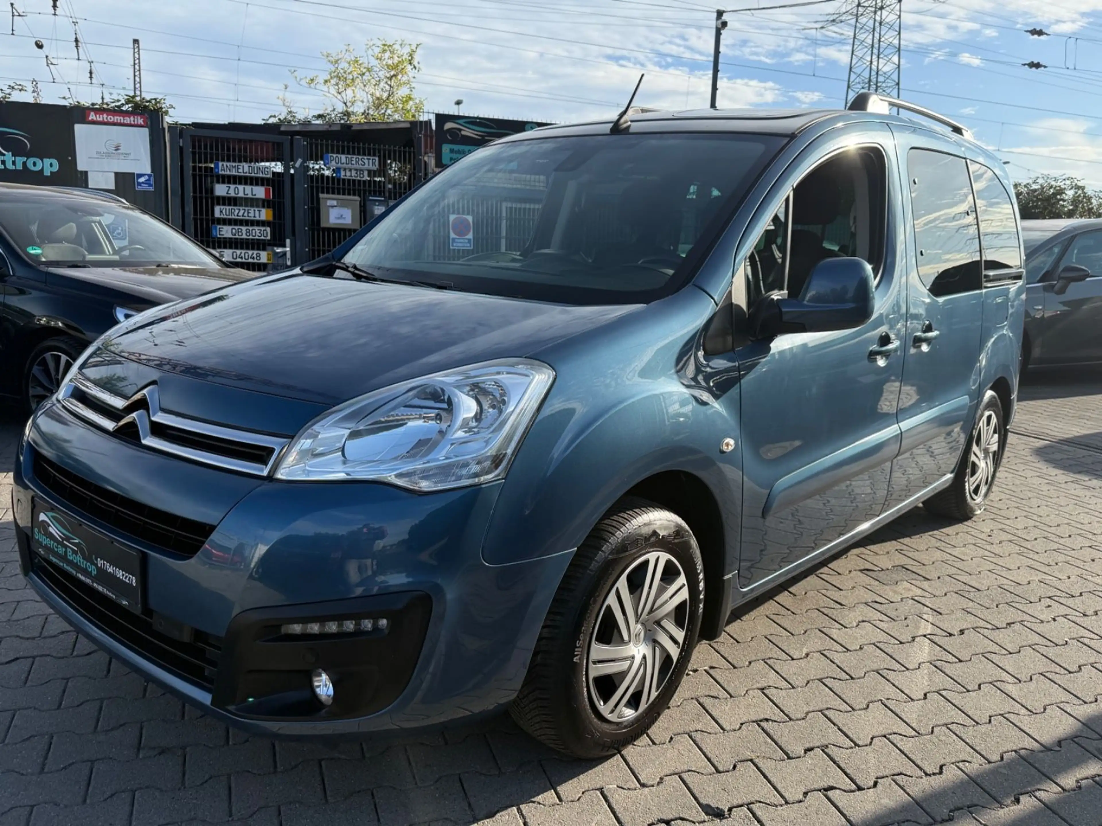 Citroen Berlingo Kombi Shine TUV NEU