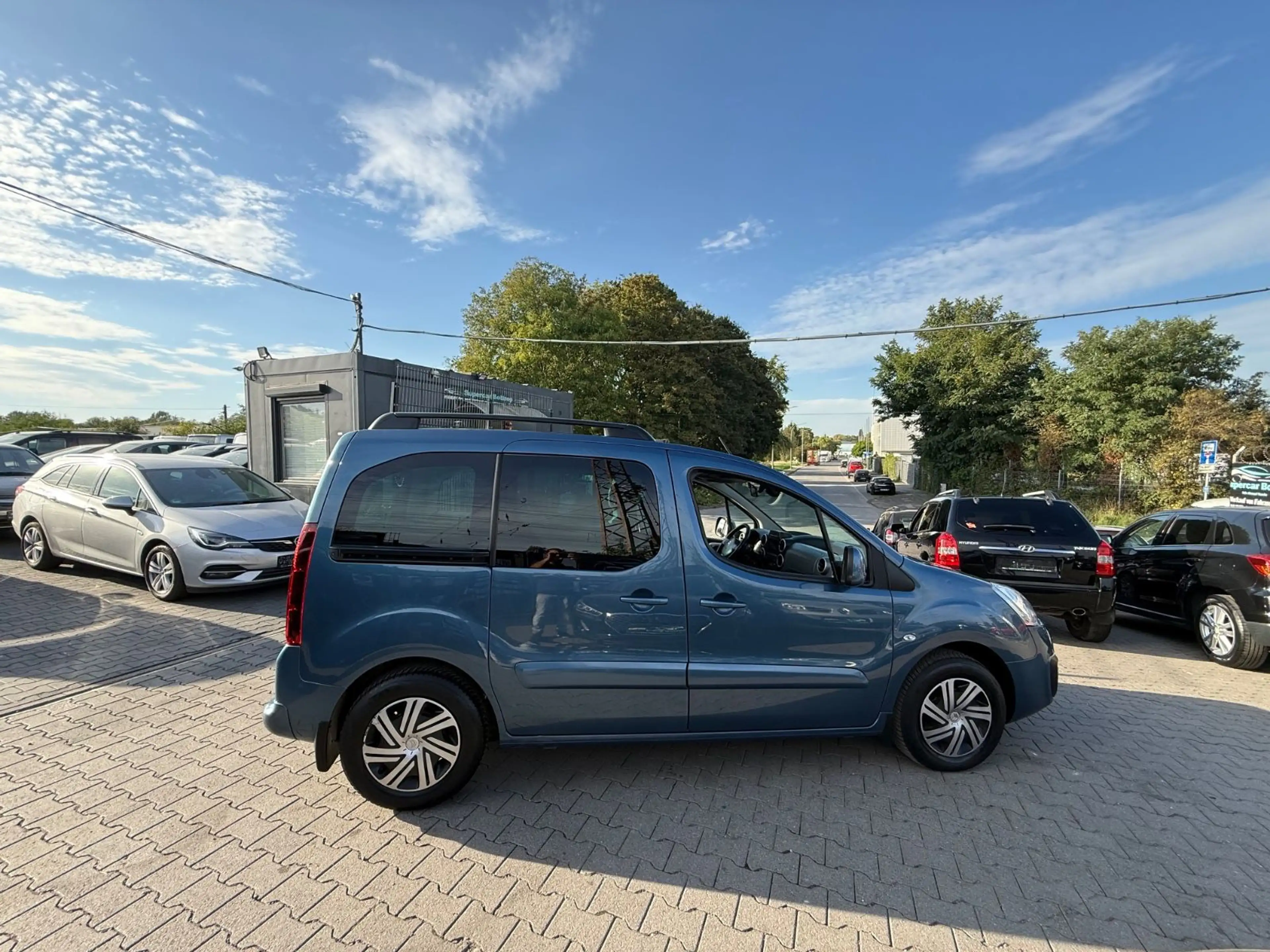 Citroen Berlingo Kombi Shine TUV NEU — photo 5