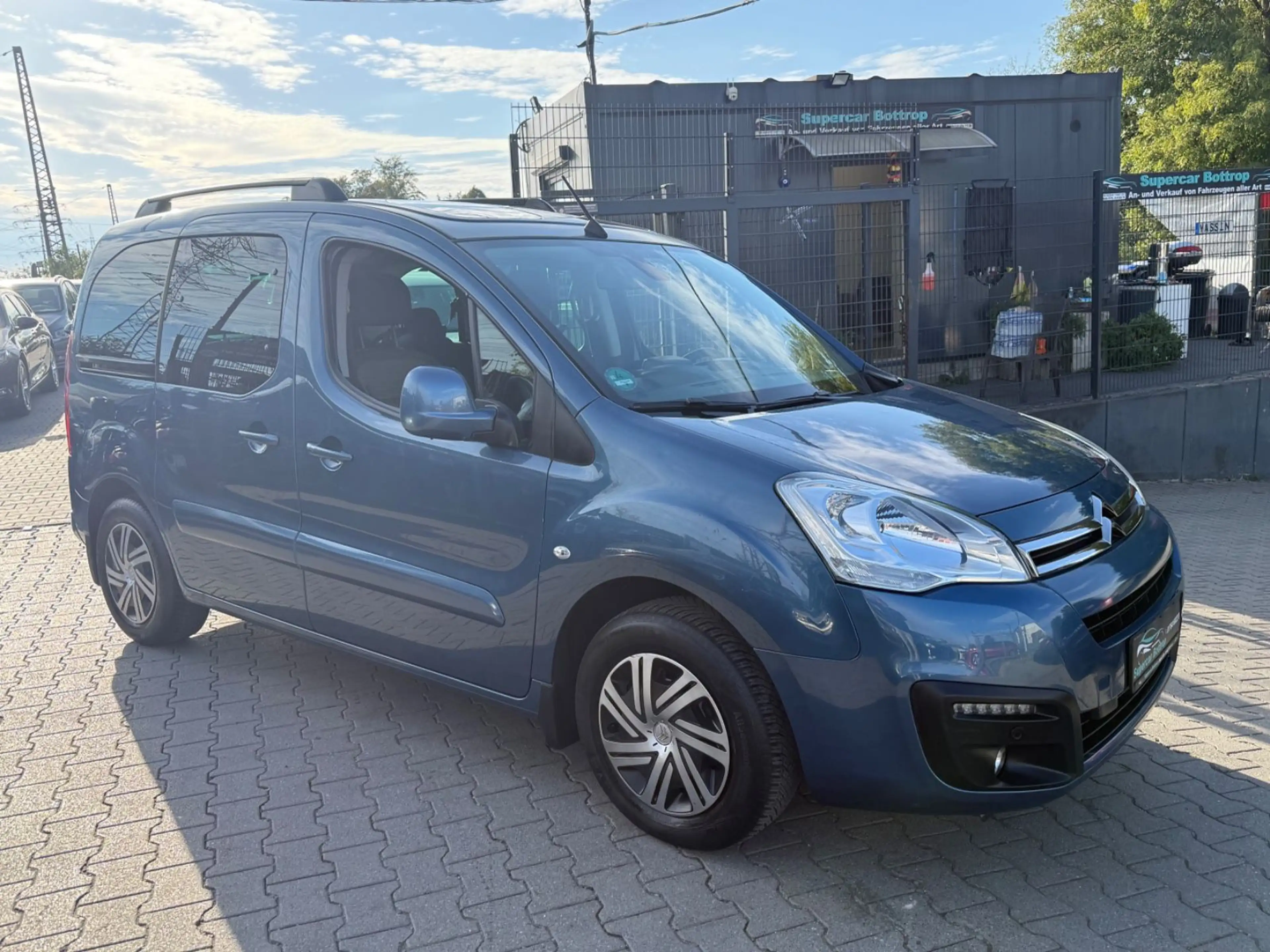 Citroen Berlingo Kombi Shine TUV NEU — photo 3