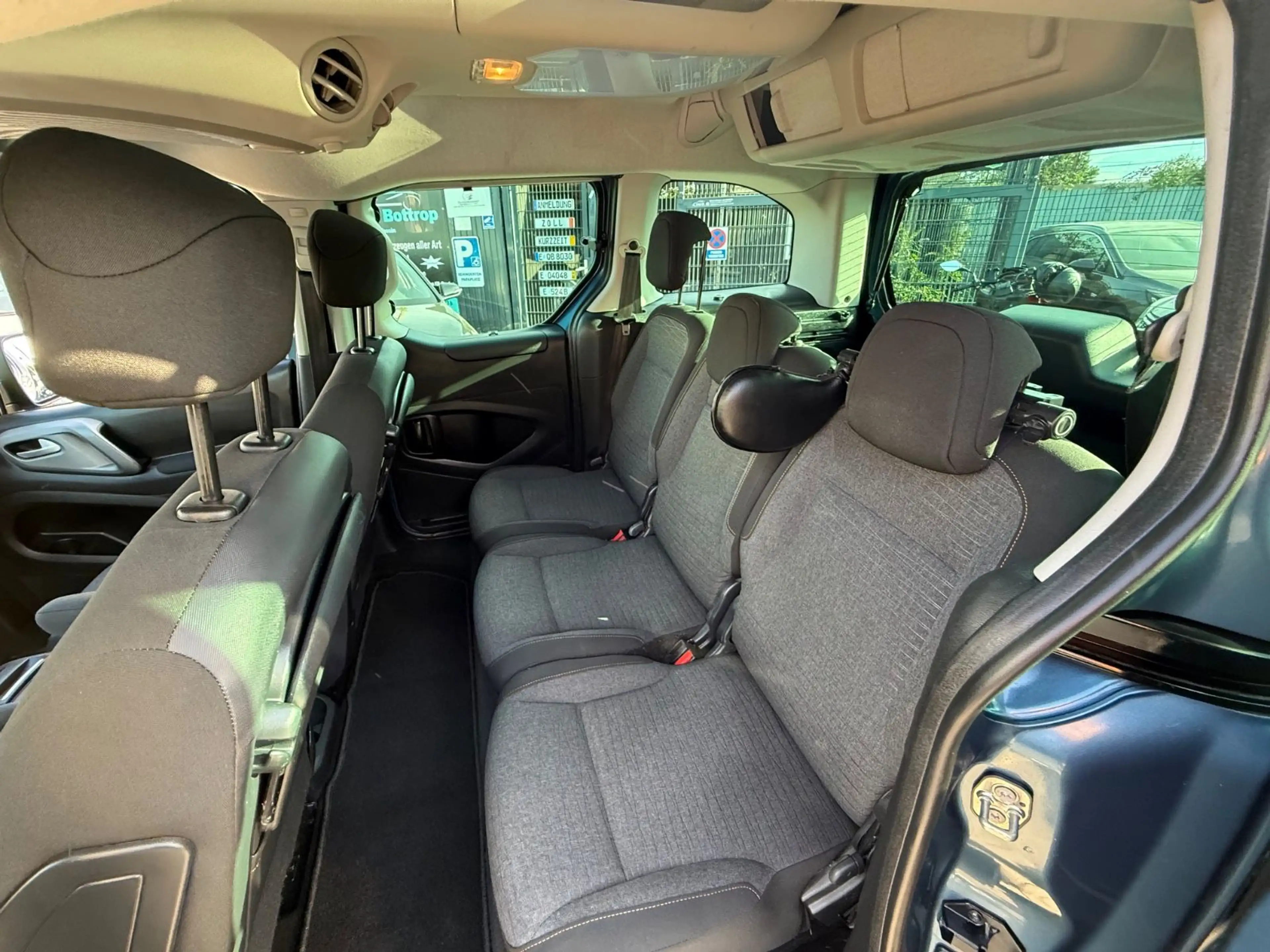 Citroen Berlingo Kombi Shine TUV NEU — photo 10