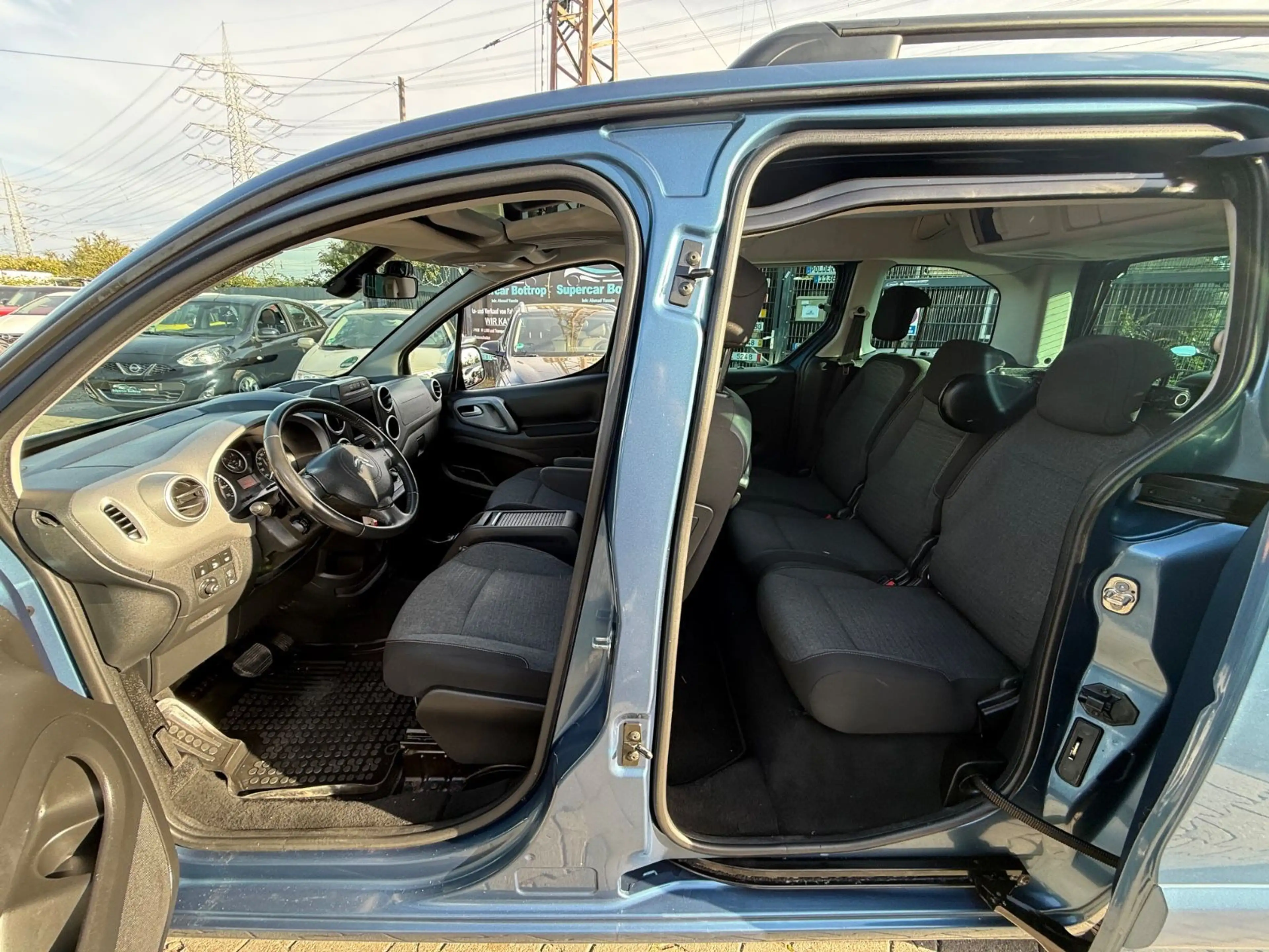 Citroen Berlingo Kombi Shine TUV NEU — photo 9