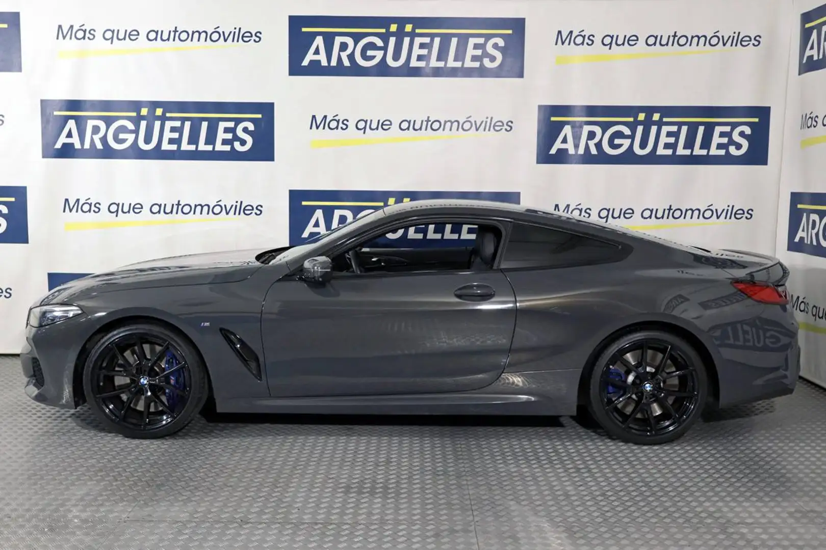 BMW 840 d M Sport xDrive 320cv Gris - 2