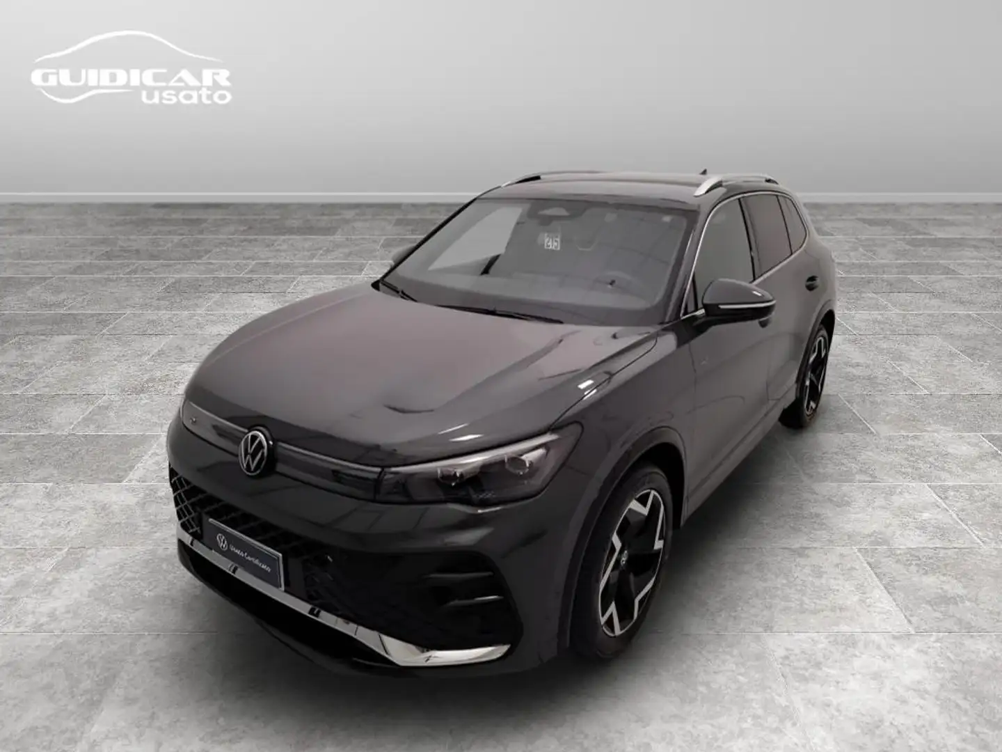 Volkswagen Tiguan 2.0 tdi R-Line 150cv dsg Gris - 1