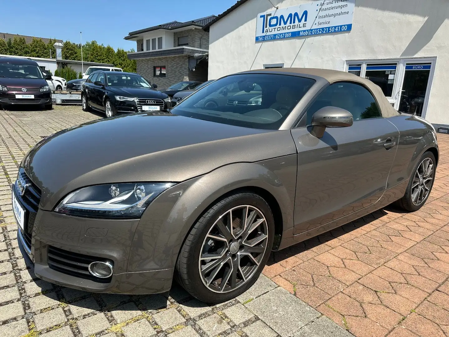 Audi TT Roadster 2.0 TFSI quattro Autom/ LEDER /XENON Grau - 1
