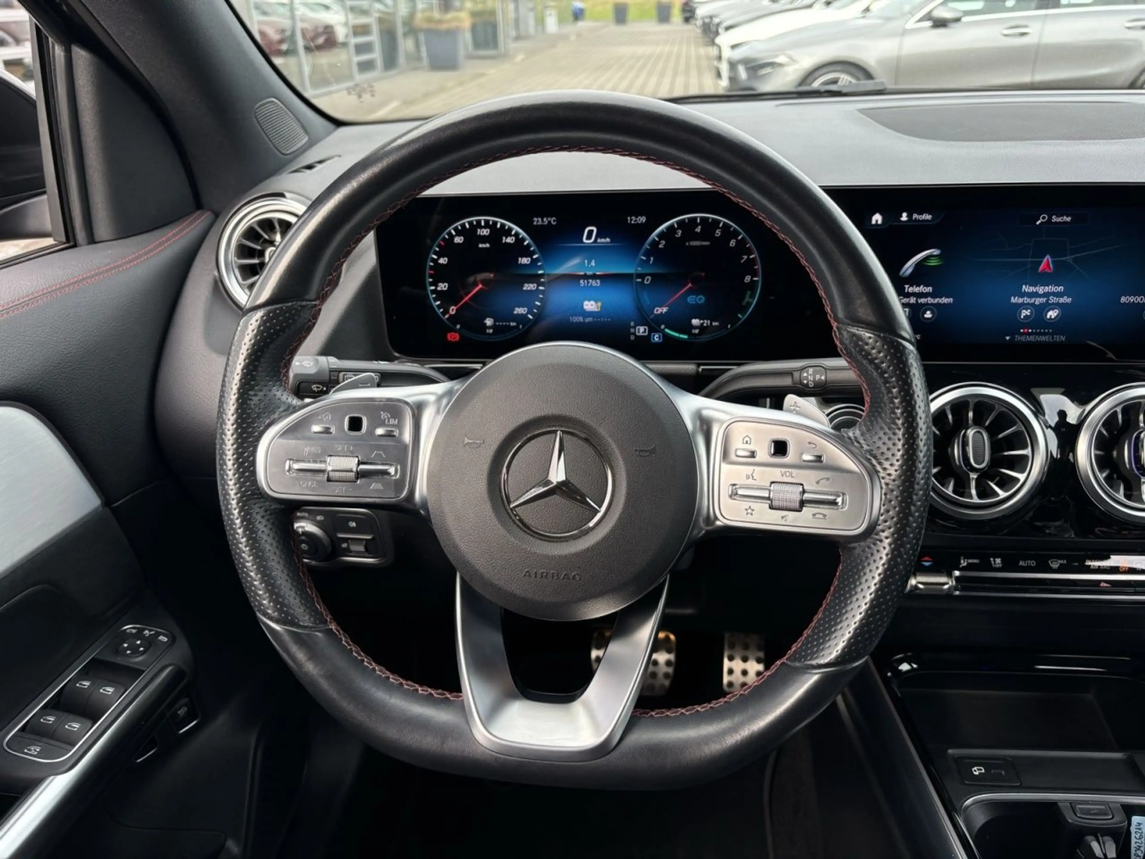 Mercedes-Benz GLA 250 e AMG+NIGHT+FAHRASSIST+AMBIENTE+KAM+LED — photo 14