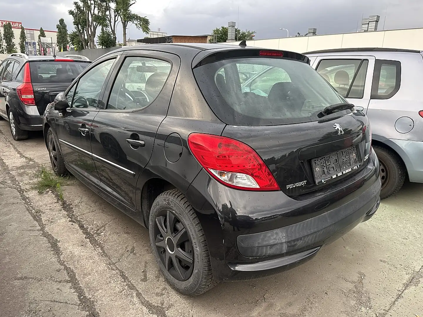 Peugeot 207 Husky 1,4 16V VTi 100 Чёрный - 2