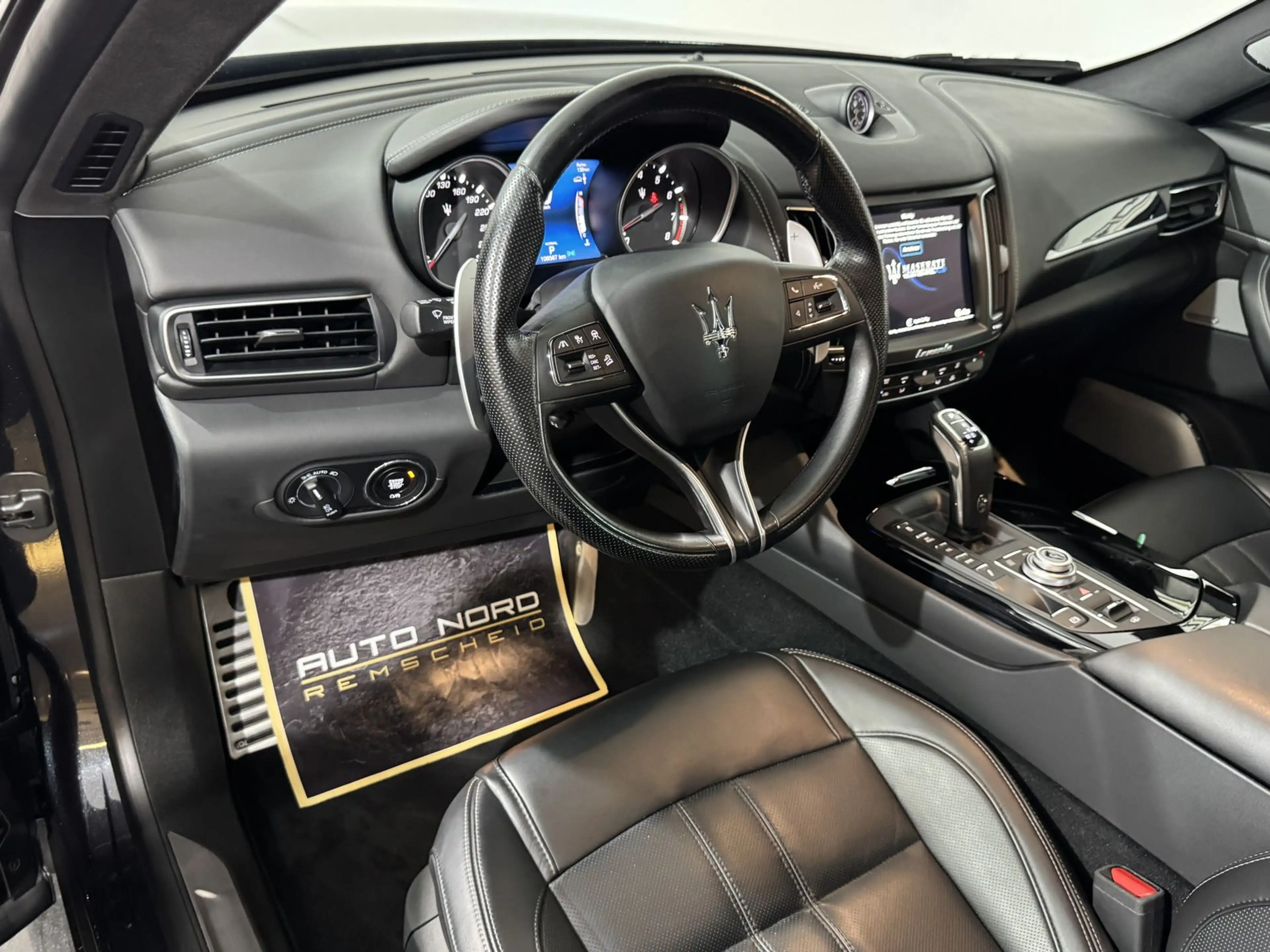 Maserati Levante SQ4 GranSport *Pano*360°Cam*ACC*Luft* — photo 14