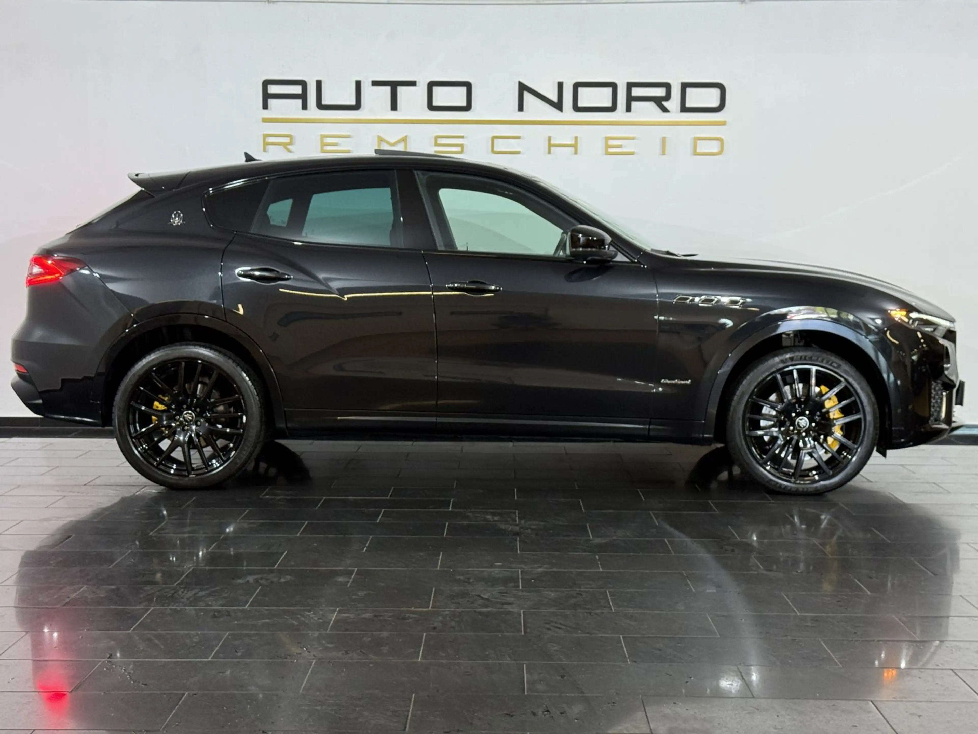 Maserati Levante SQ4 GranSport *Pano*360°Cam*ACC*Luft* — photo 4