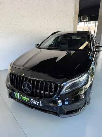 Mercedes-Benz GLA 180 7G-DCT AMG Line 7G-DCT