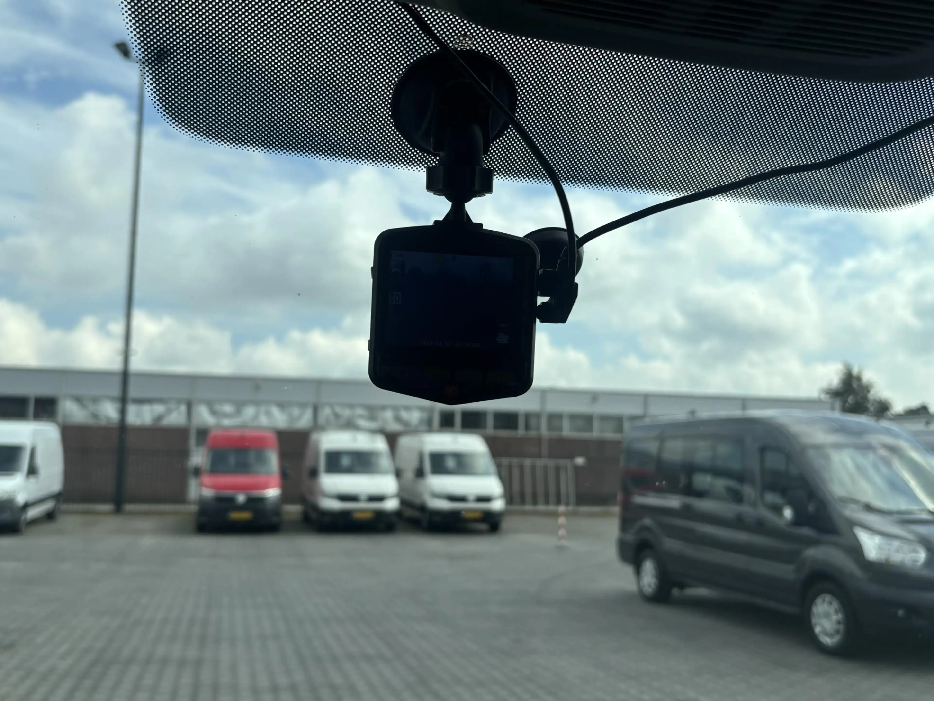 Volkswagen T6.1 Transporter 2.0 TDI L2H1*A/C*CRUISE*HAAK*NAVI* — photo 16