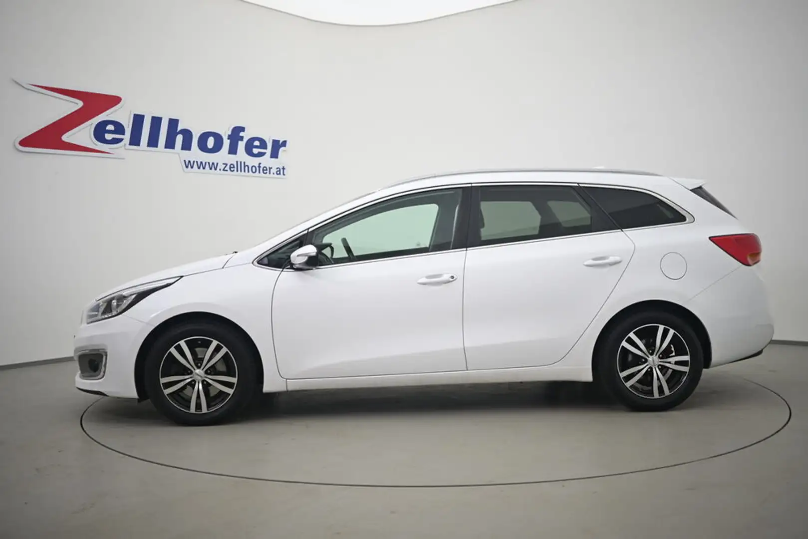 Kia Ceed SW / cee'd SW 1,6 CRDi ISG Gold Weiß - 2