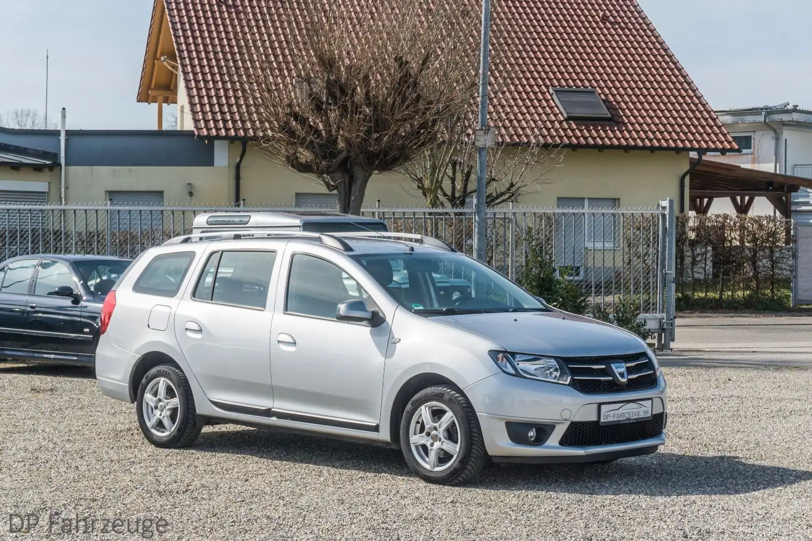 Dacia Logan MCV II Kombi Prestige Navi Bluetooth Klima Grau - 2