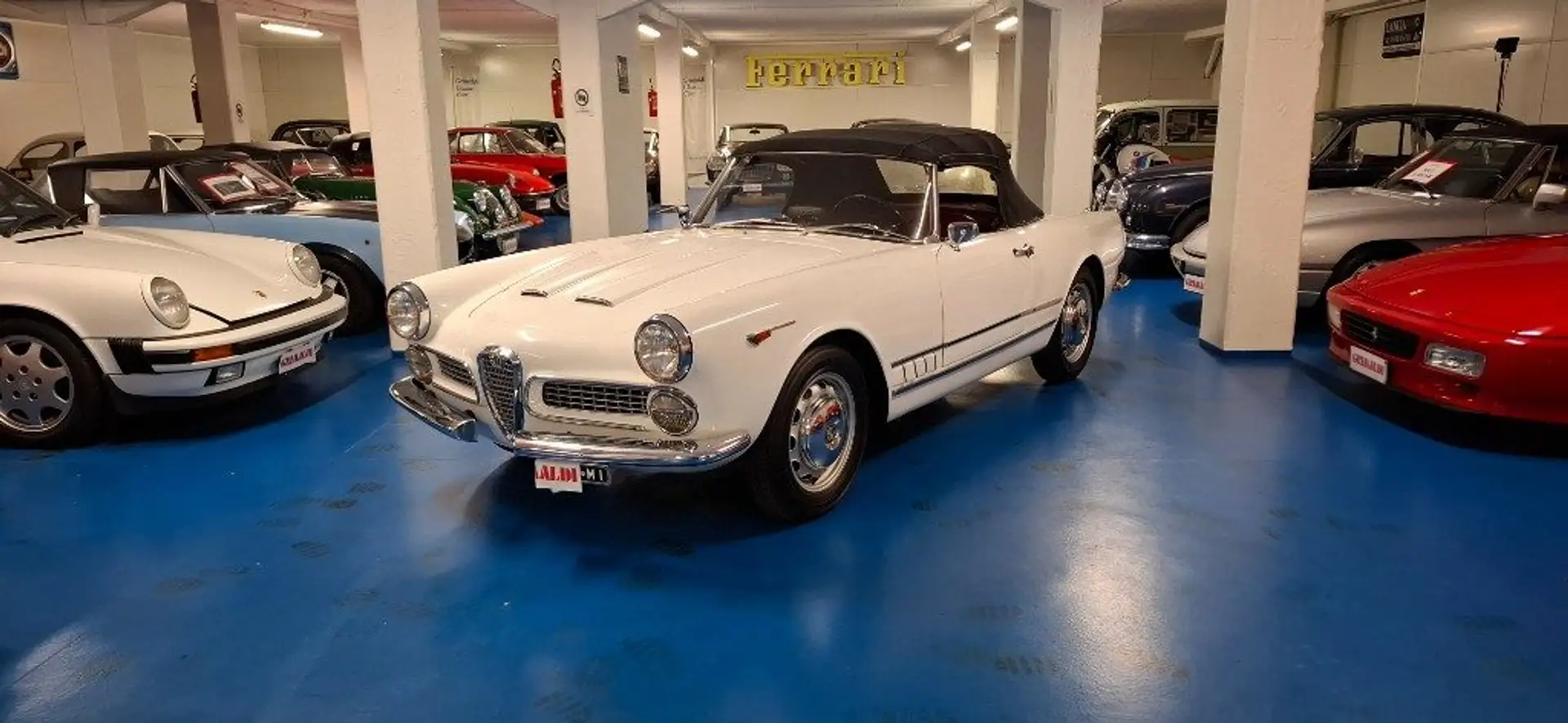 Alfa Romeo 2000 SPIDER TOURING**ITALIANA DA SEMPRE-TARGHE MILANO Weiß - 2
