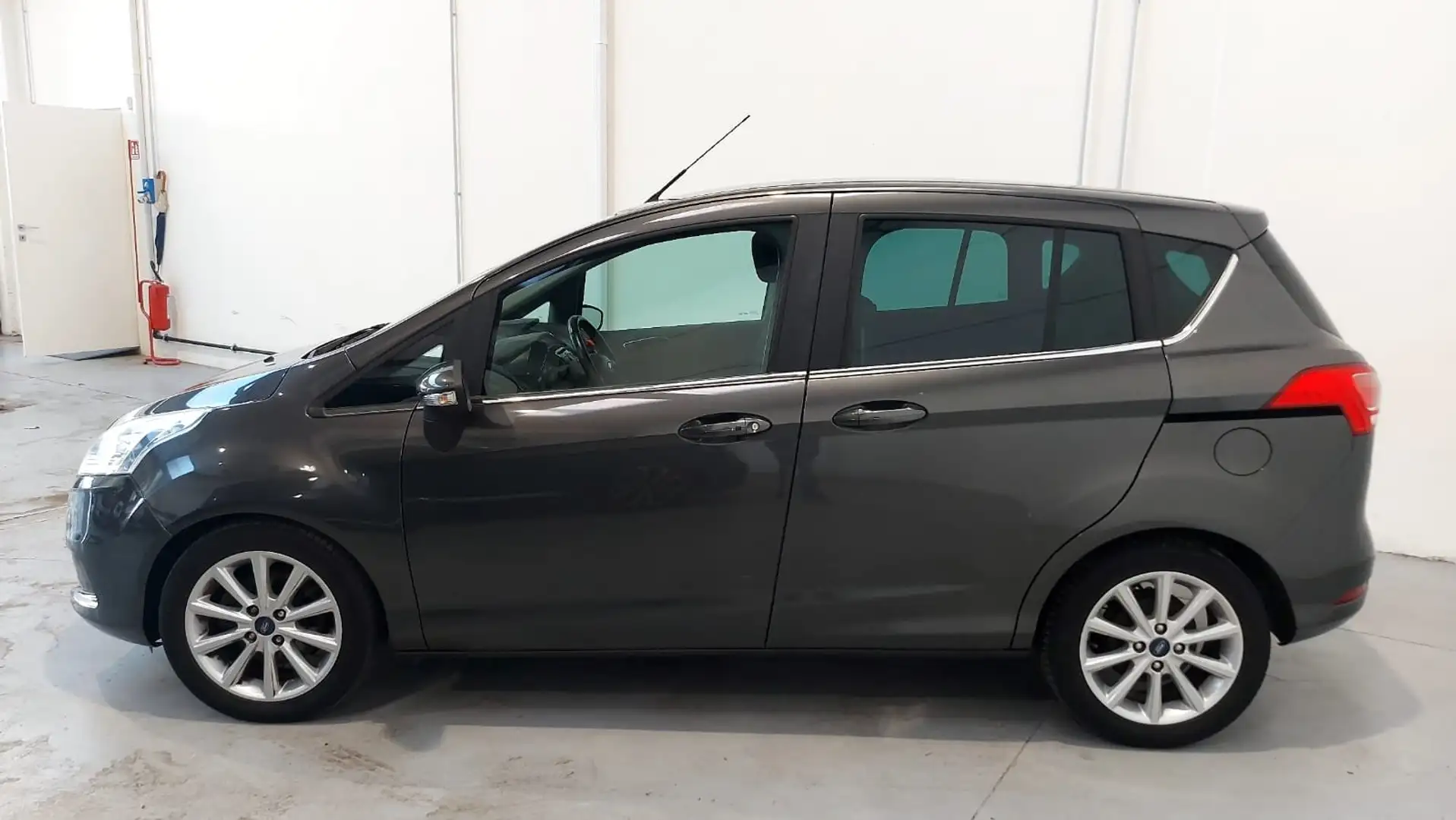 Ford B-Max B-Max 1.5 tdci Titanium X 95cv FL109 - 2