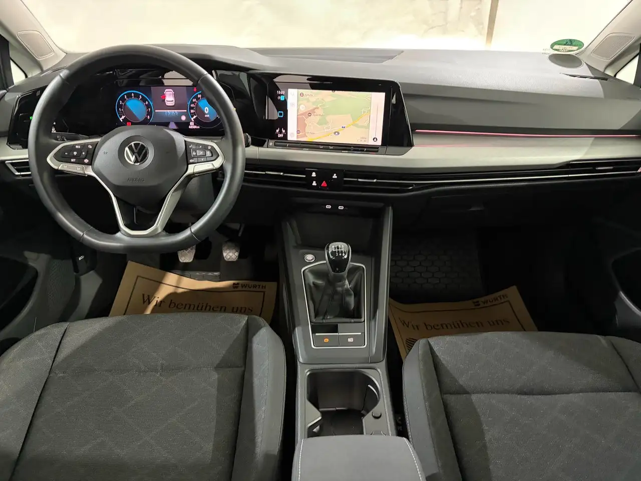 Volkswagen Golf 8 Lim. 1.5 TSI Life *LED*PDC*NAVI* 11