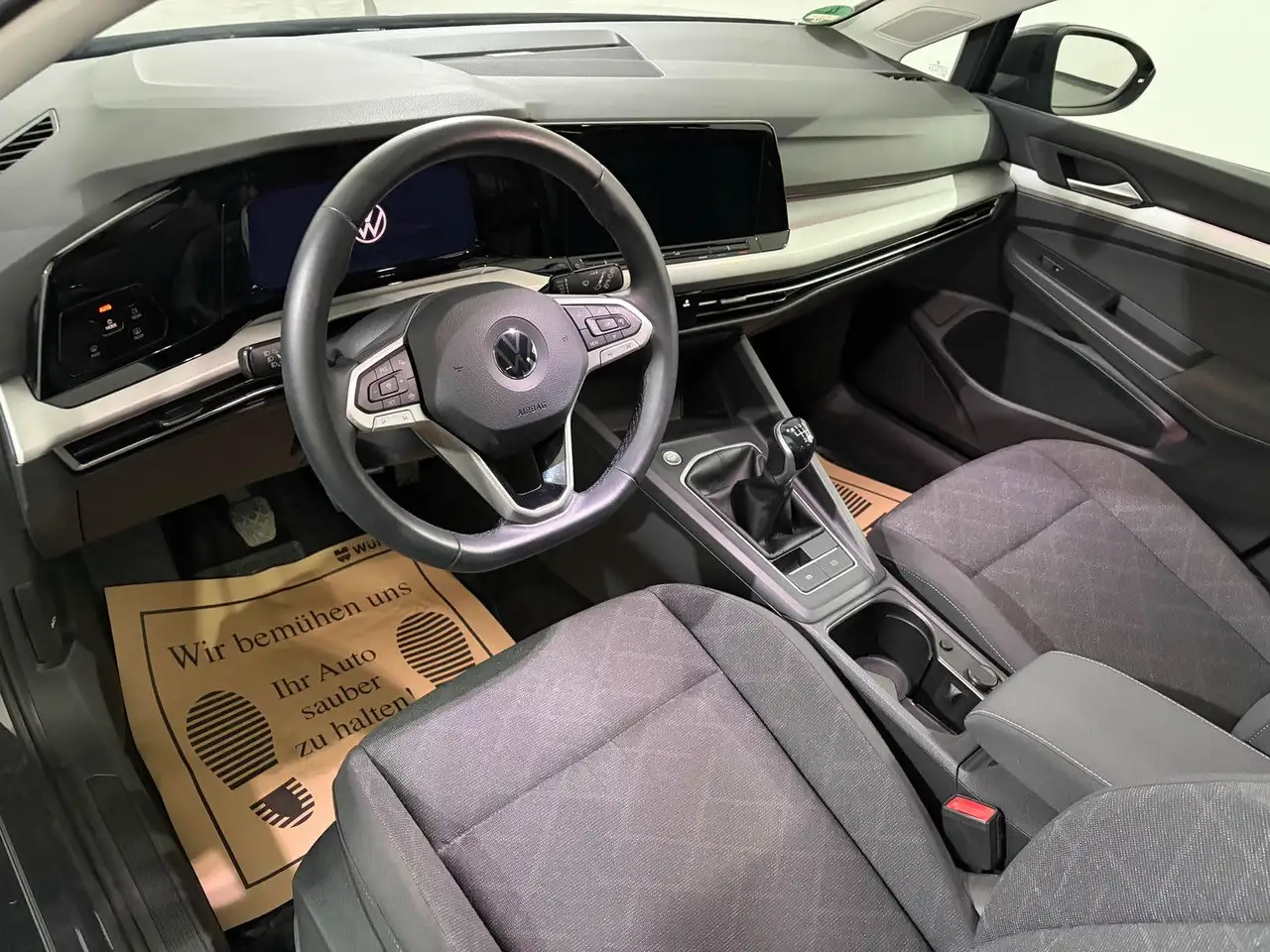 Volkswagen Golf 8 Lim. 1.5 TSI Life *LED*PDC*NAVI* 7