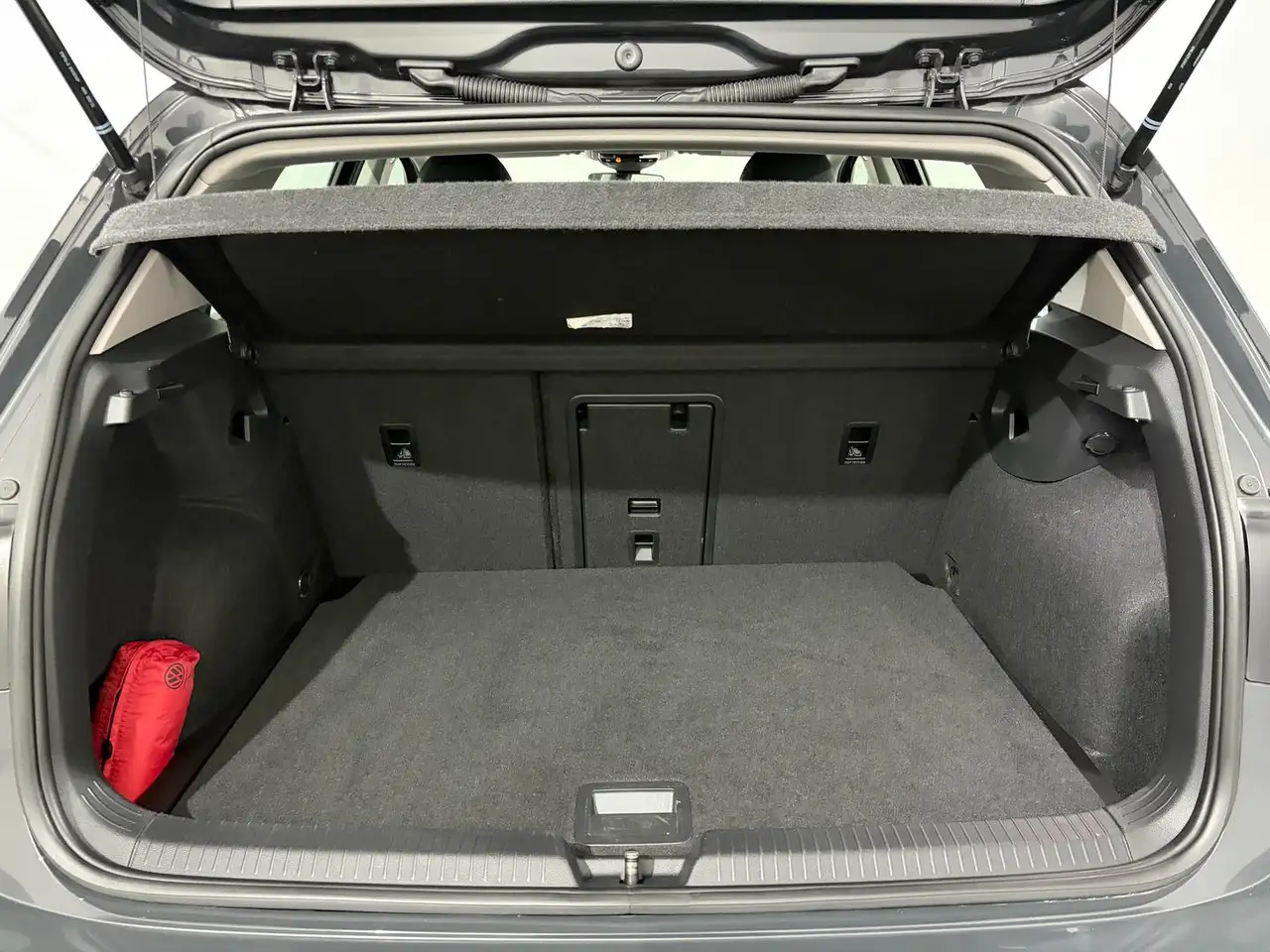 Volkswagen Golf 8 Lim. 1.5 TSI Life *LED*PDC*NAVI* 15