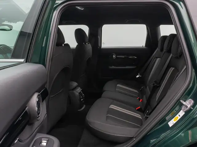 MINI Clubman view 24