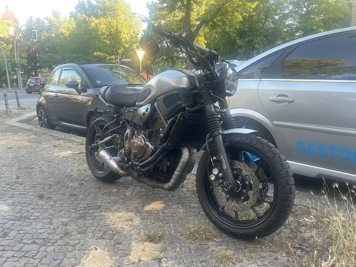Yamaha XSR 700 - 2