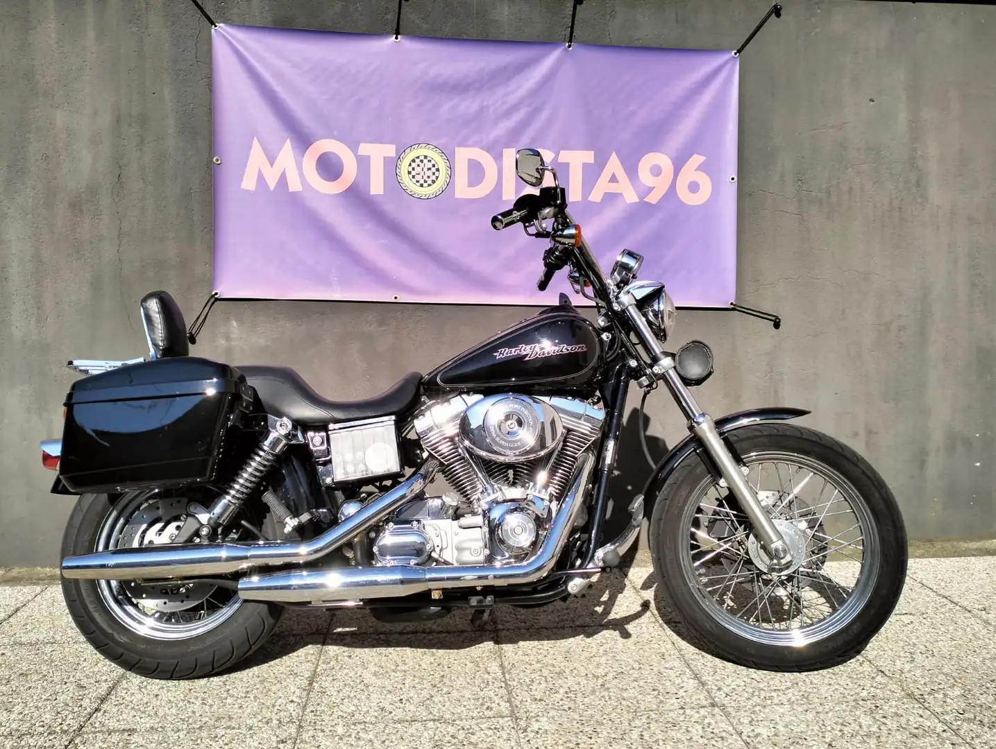 Harley-Davidson Dyna Wide Glide FXDCI Černá - 1